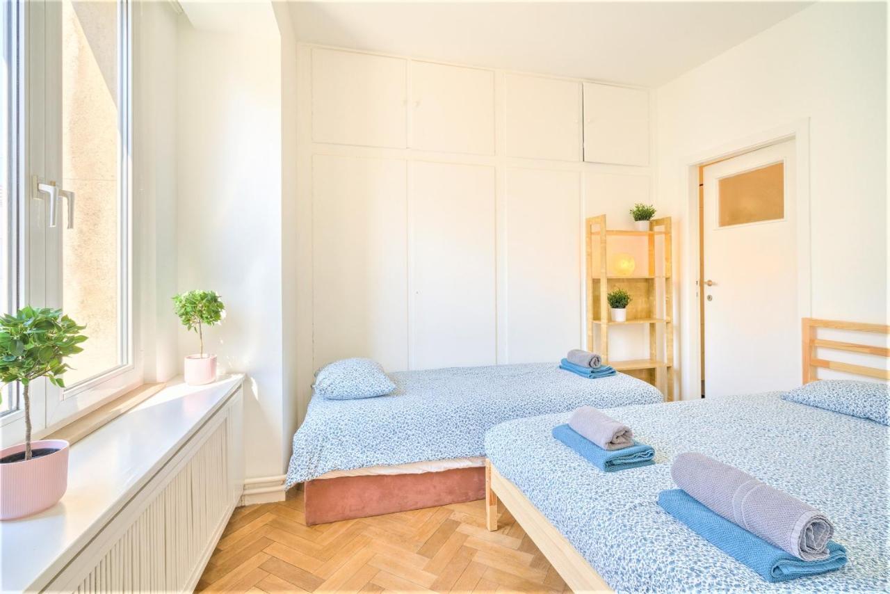 The Lily Lodge In The Heart Of Anversa Esterno foto