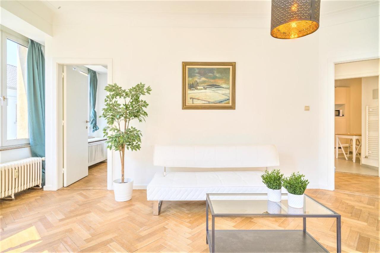 The Lily Lodge In The Heart Of Anversa Esterno foto